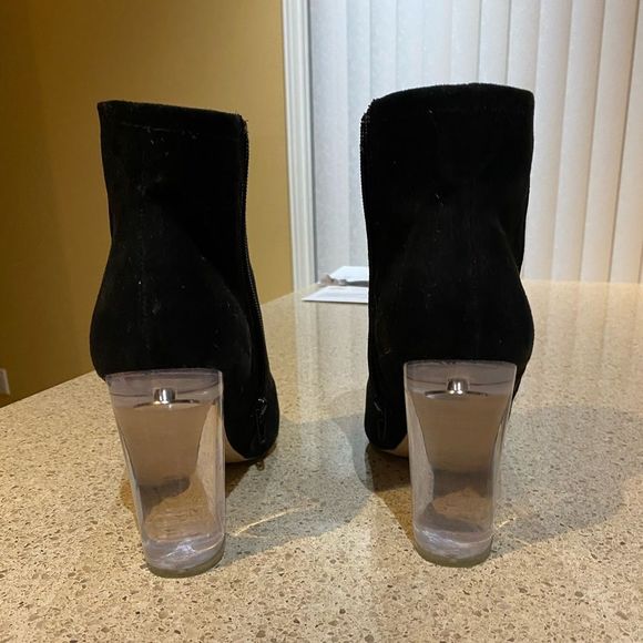 Nubuck black booties with clear glass heel - Picture 6 of 7